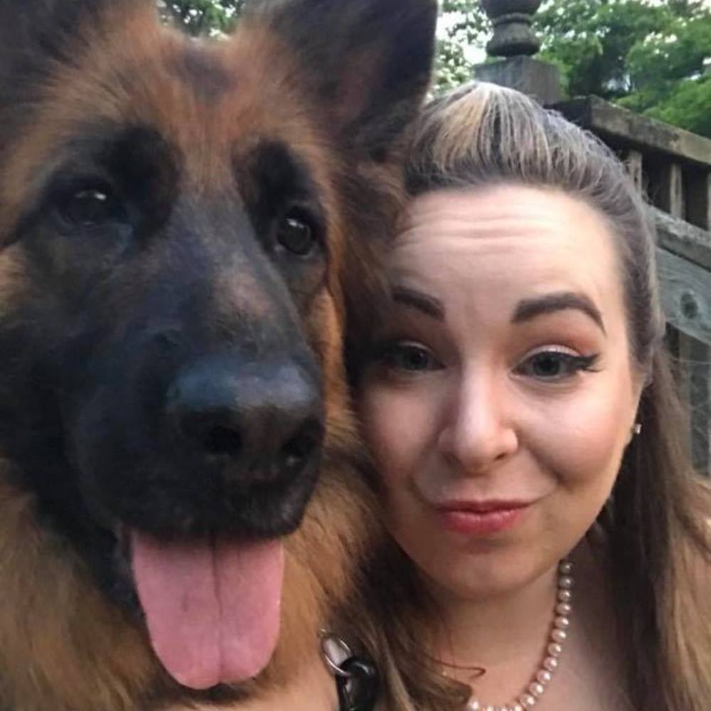Meet your Posher, Jessica